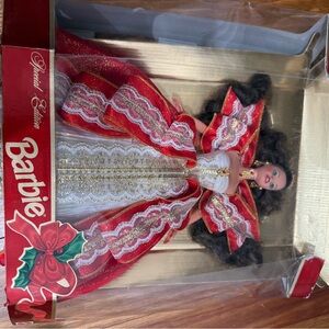 Barbie Grand Edition in Red and Gold Gown 1997 10th anniversary